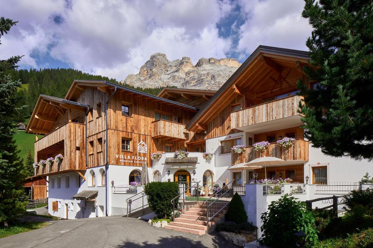 Villa Flora Mountain Lodges San Cassiano  Esterno foto