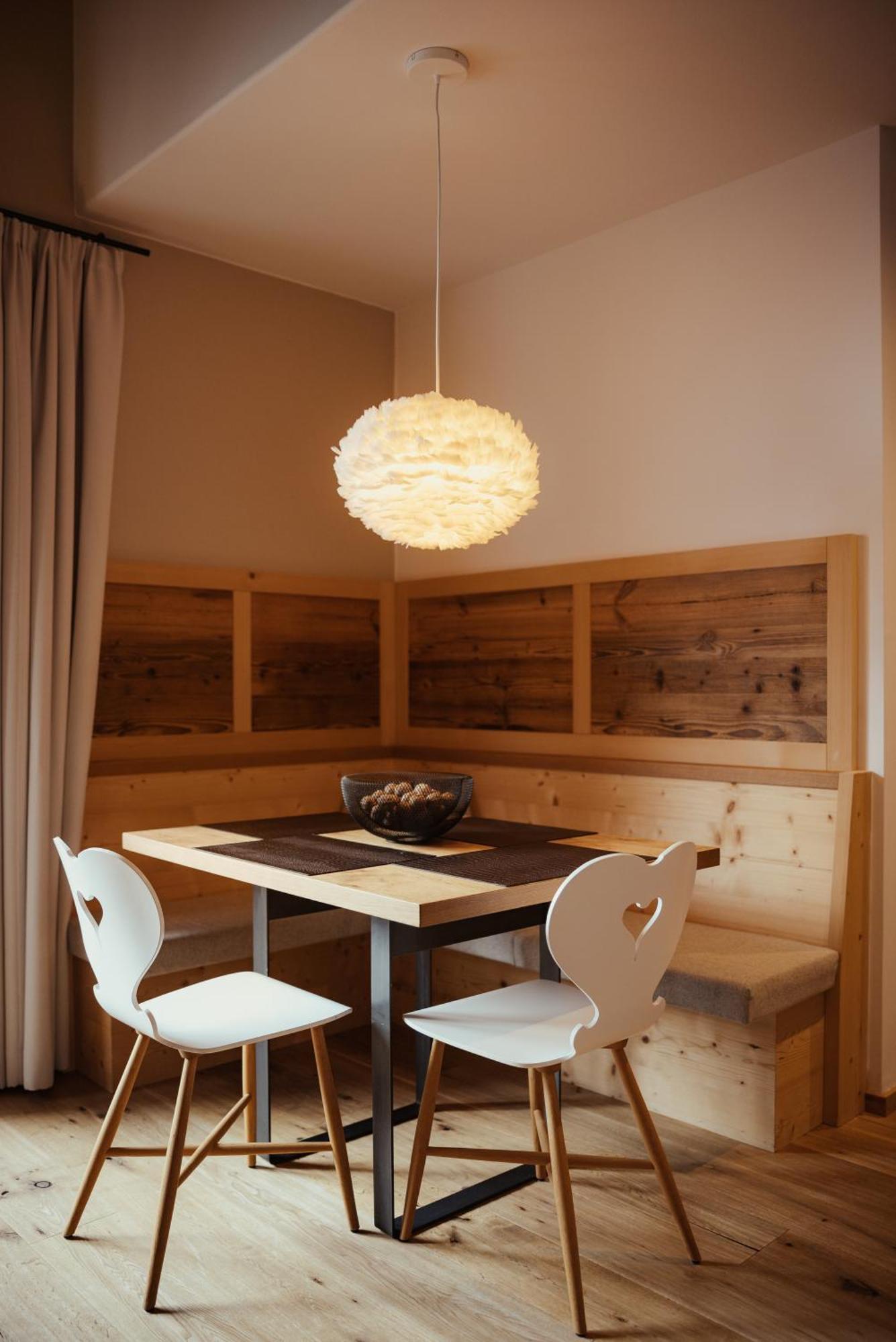 Villa Flora Mountain Lodges San Cassiano  Esterno foto