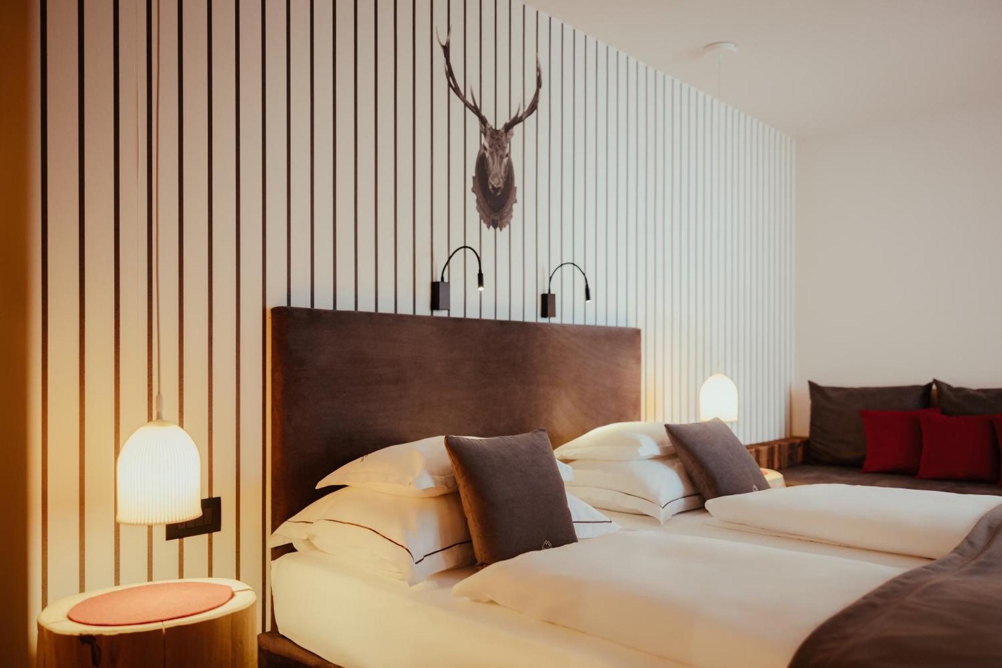 Villa Flora Mountain Lodges San Cassiano  Esterno foto